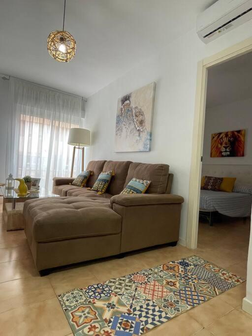 Apartamento Centro De Aguilas. المظهر الخارجي الصورة