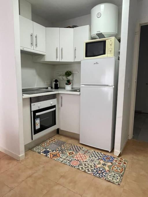 Apartamento Centro De Aguilas. المظهر الخارجي الصورة
